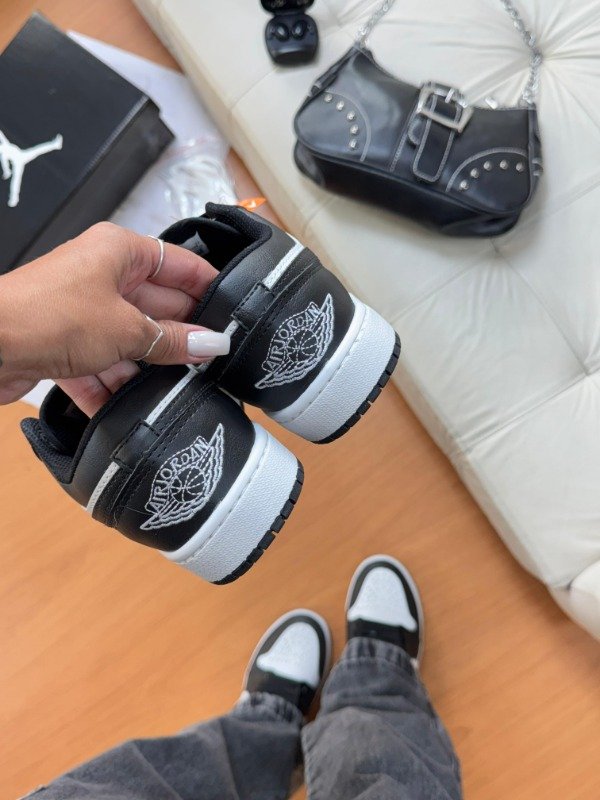Producto - NIKE DUNK NEGRAS