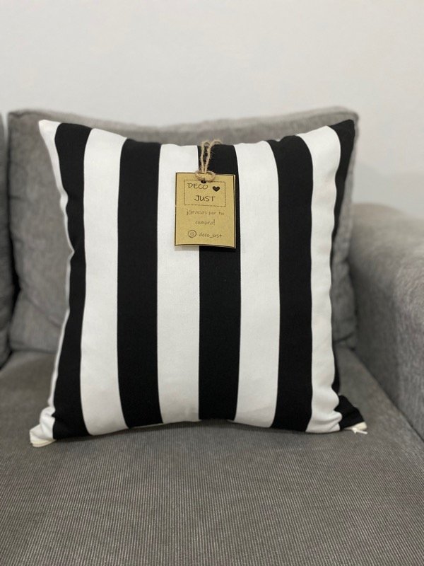 Producto - Rayas negras
