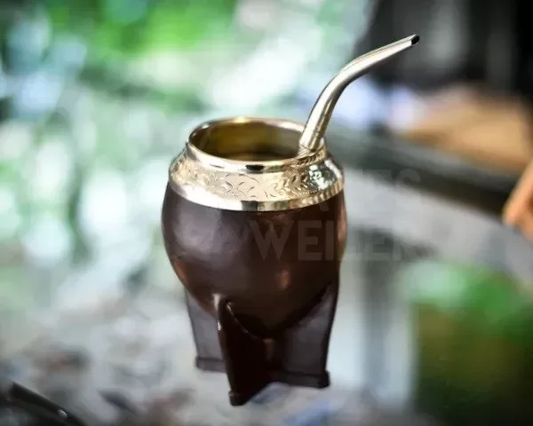 Producto - Combo Mate Torpedo Premium Virola Alpaca Cincelada + Bombilla Pico de Loro