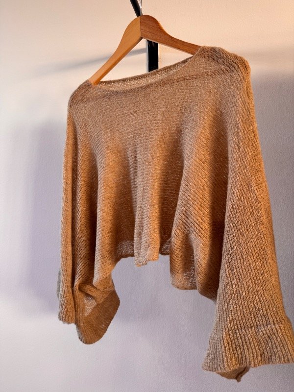 Producto - Swaters poncho theo