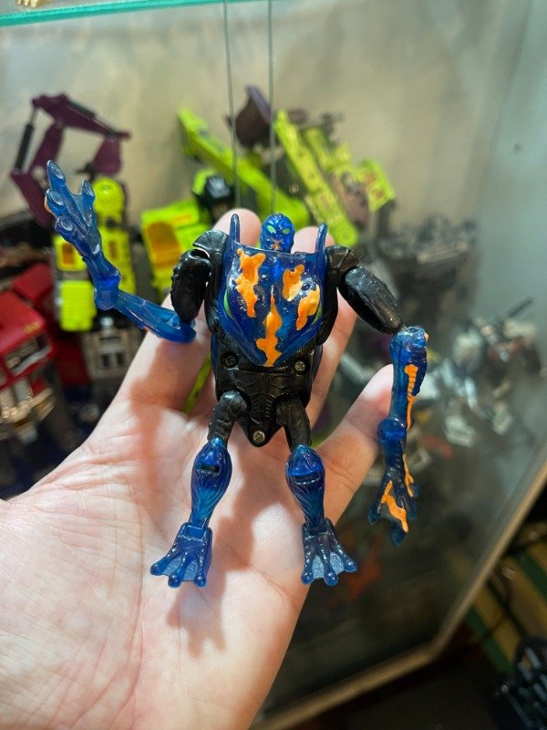 Producto - Beast Wars Basic Class: Spittor TRANSFORMERS USADO (B)