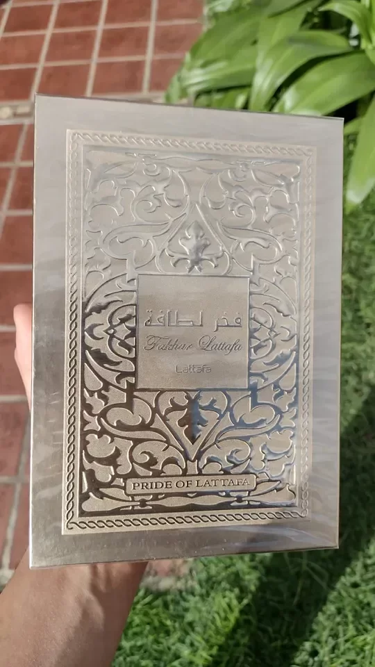 Producto - Lattafa Fakhar extrait