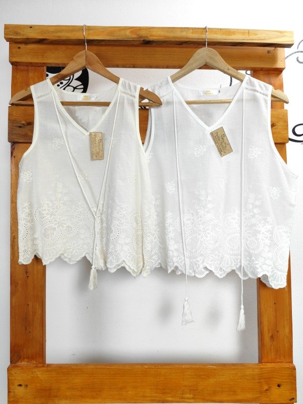 Producto - Musculosa Broderie BRISA