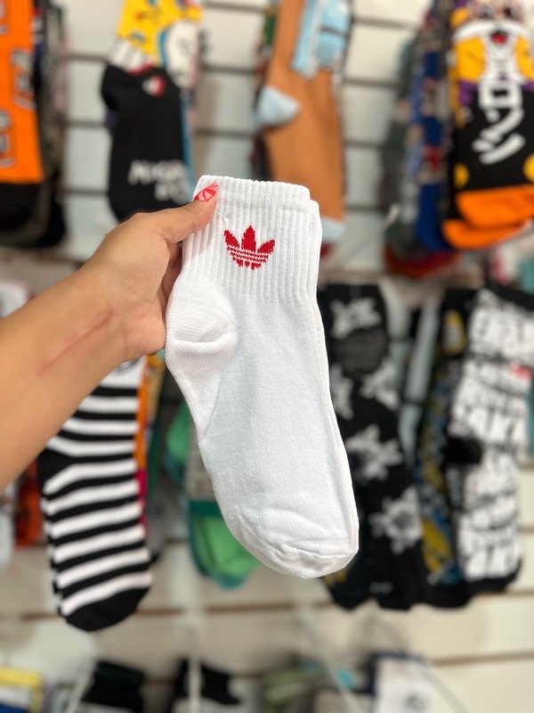 Producto - Adidas logo rojo