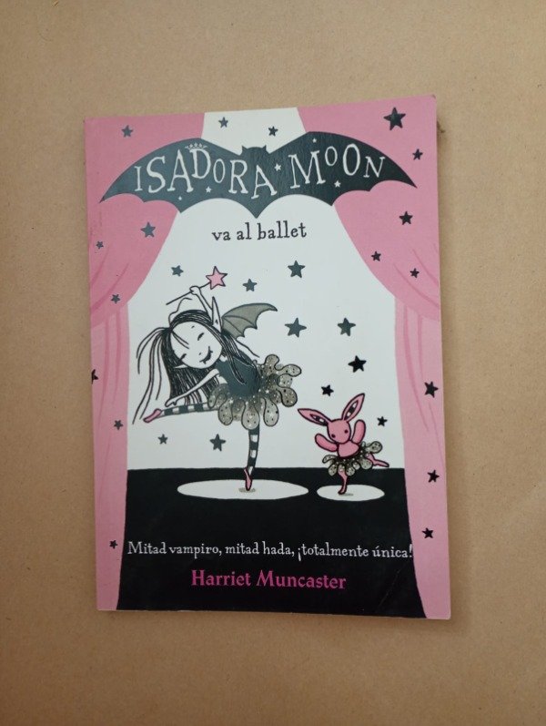 Producto - Isadora Moon va al ballet - Harriet Muncaster - Alfaguara 2019