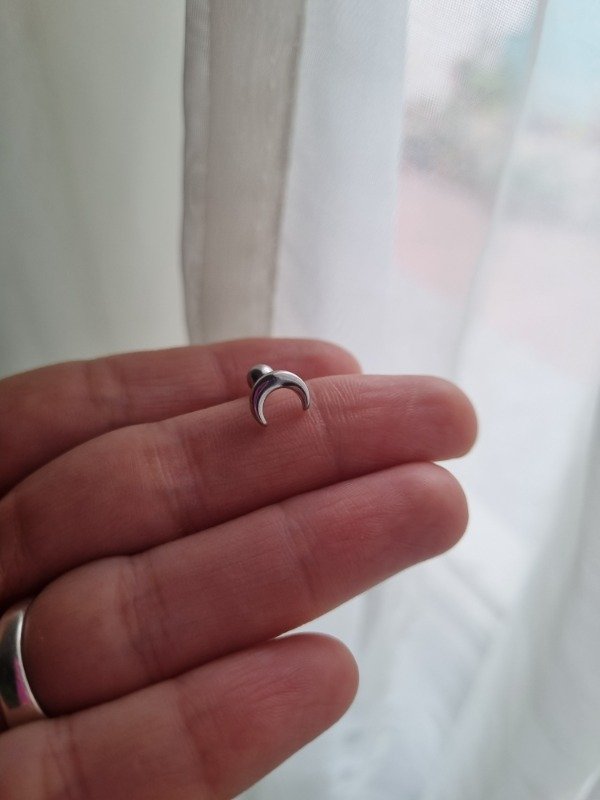 Producto - Piercing helix lunita aq