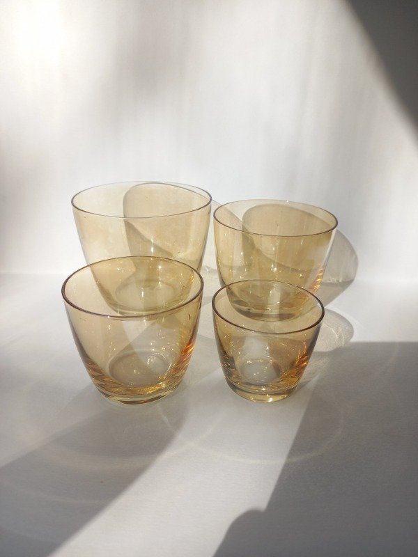 Producto - Vasos iridiscentes medianos hay 5