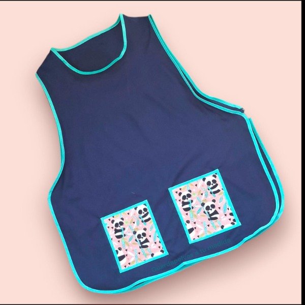 Producto - Ponchito Bolsillos Pandis cuadrados