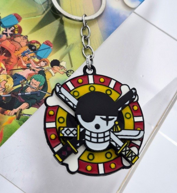 Producto - Llavero One Piece spinner Zoro metal importado 11 cm