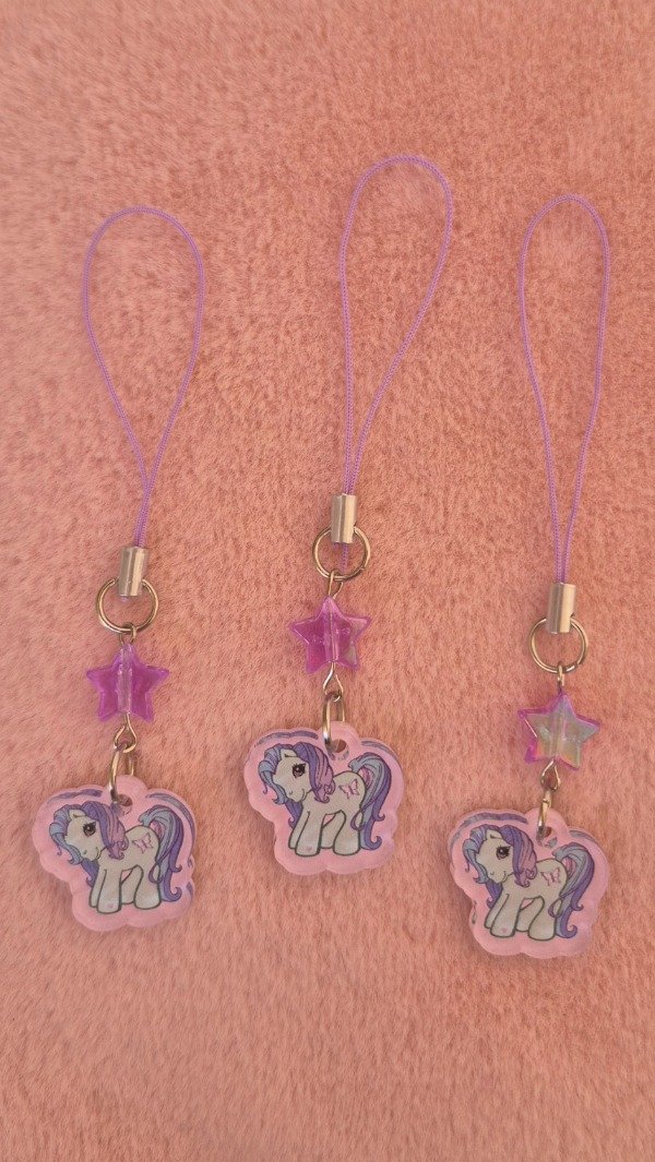 Producto - Charm Butterfly Pony