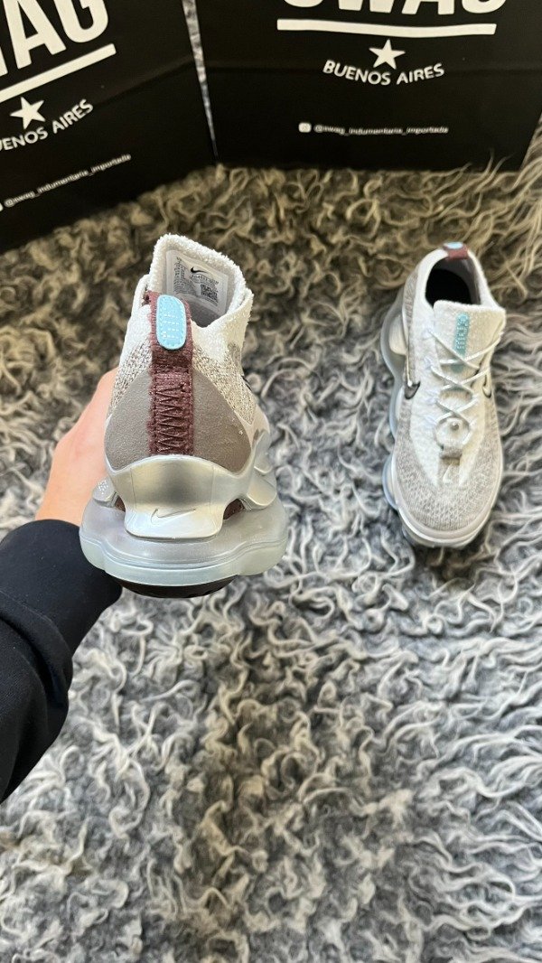 Producto - VAPORMAX SCORPION METALLIC SILVER - 4