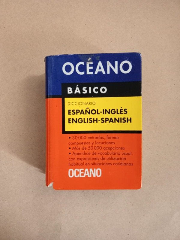 Producto - Diccionario Español / Inglés English / Spanish - Autores varios - Océano 2009
