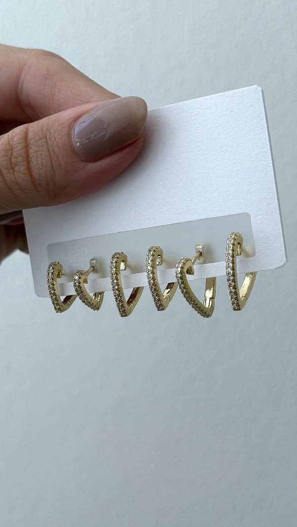 Producto - Set 3 pares o par individual forma cora ORO LAMINADO