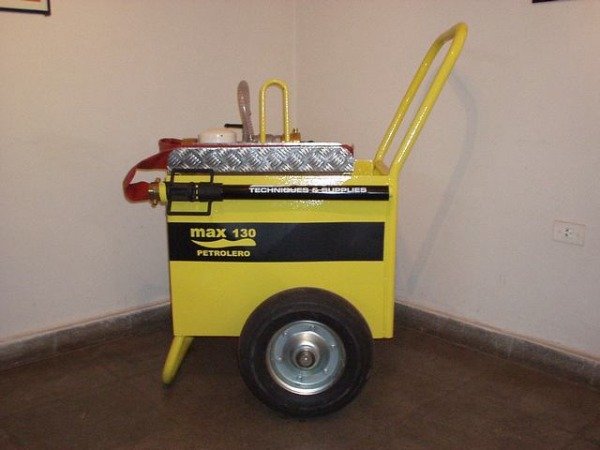 Producto - Max 130 Petrolero con tanque de AI