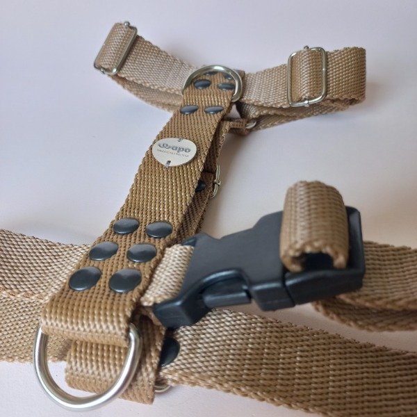 Producto - Pretal H CAMEL