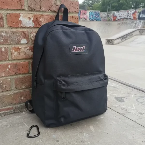 Producto - Mochila urbana Unisex color negro liso - LSyD