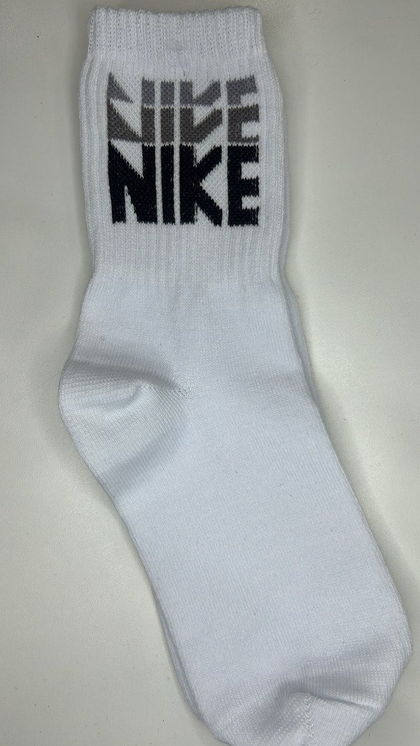 Producto - MEDIA 3/4 BLANCA TRIPLE NIKE