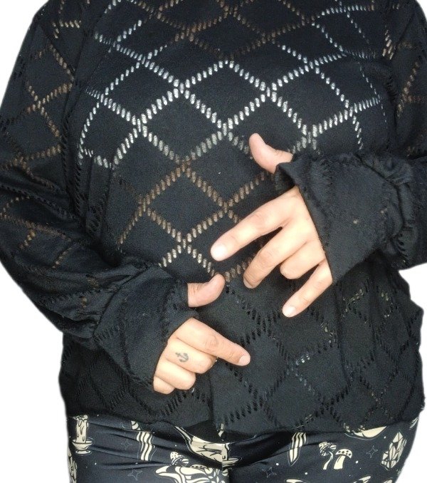 Producto - BUZO CALADO