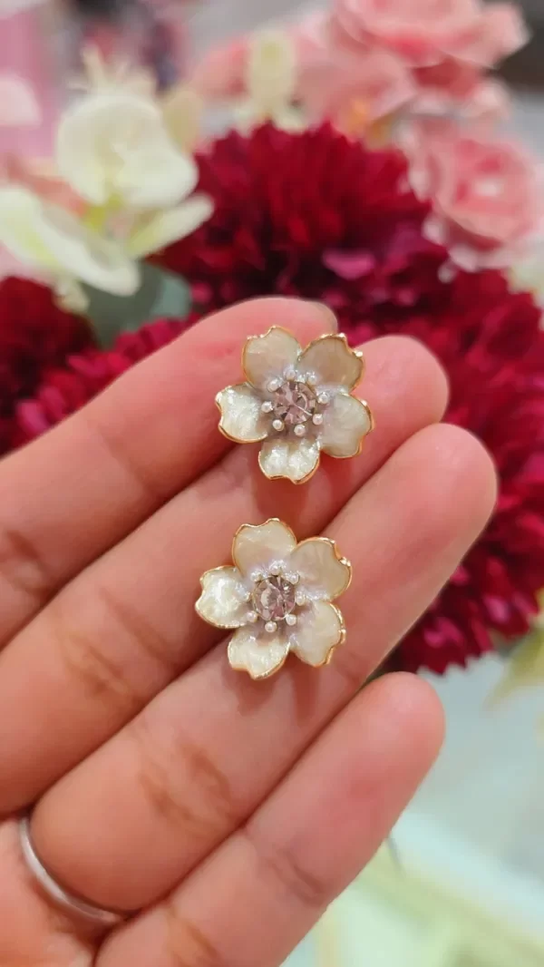 Producto - Aros flor lavanda y perlitas AD