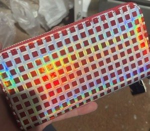 Producto - BILLETERA A CUADROS ROJA Y BLANCA ULTIMA UNIDAD