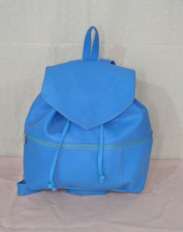 Producto - MOCHILA CELESTE