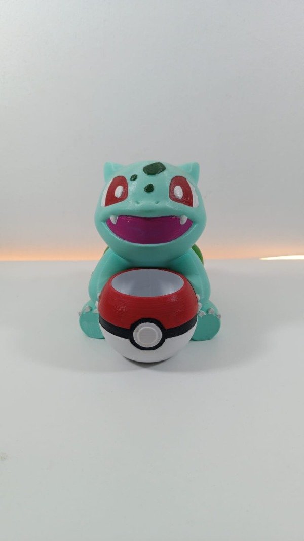 Producto - Maceta Pokémon con Pokebola - Bulbasaur