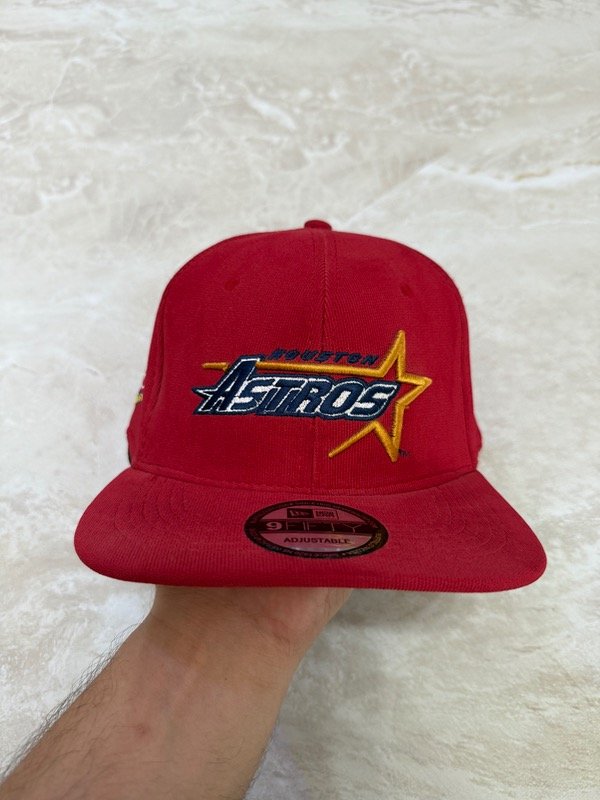 Producto - Gorra Cerrada Astros