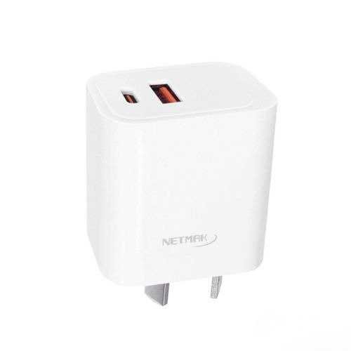 Producto - Cargador Netmak Nm-cp7 Con Doble Puerto Usb + Usb C Blanco