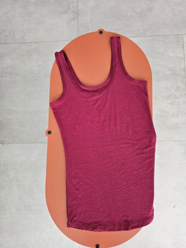 Producto - Musculosa bordo S/M