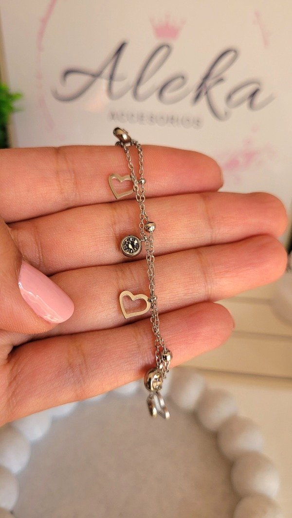 Producto - Pulsera doble con dijes de corazones y strass de acero quirúrgico - 1