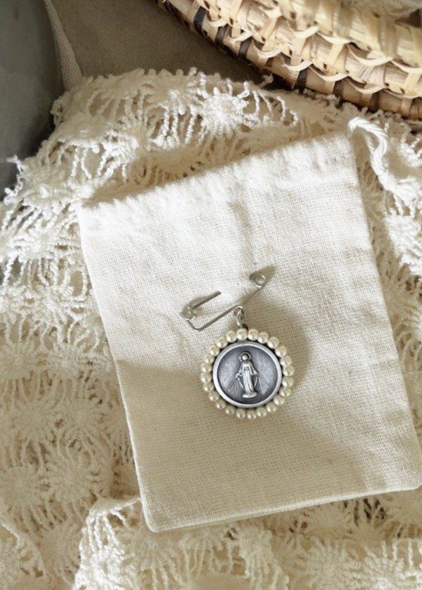 Producto - Prendedor Milagrosa