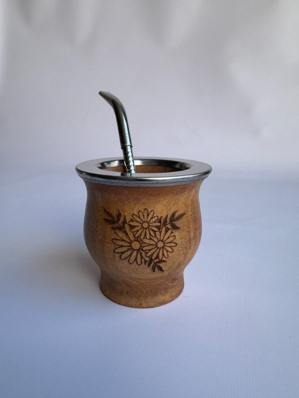 Producto - Mate camionero de algarrobo - Flores