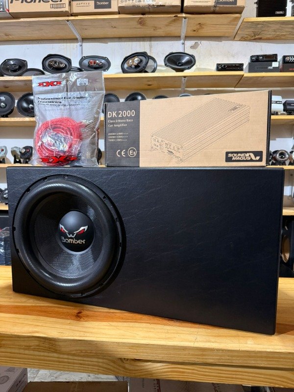 Producto - COMBO SUB 15" BOMBER 1200RMS + POTE DK 2000 + CABLES + CAJON MDF DUCTADO