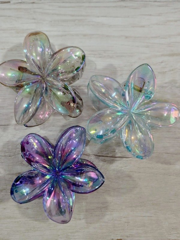 Producto - Broches hawaianos tornasolados 2