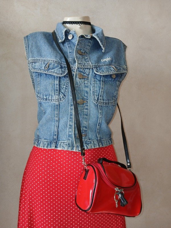 Producto - Chaleco Mom Complot