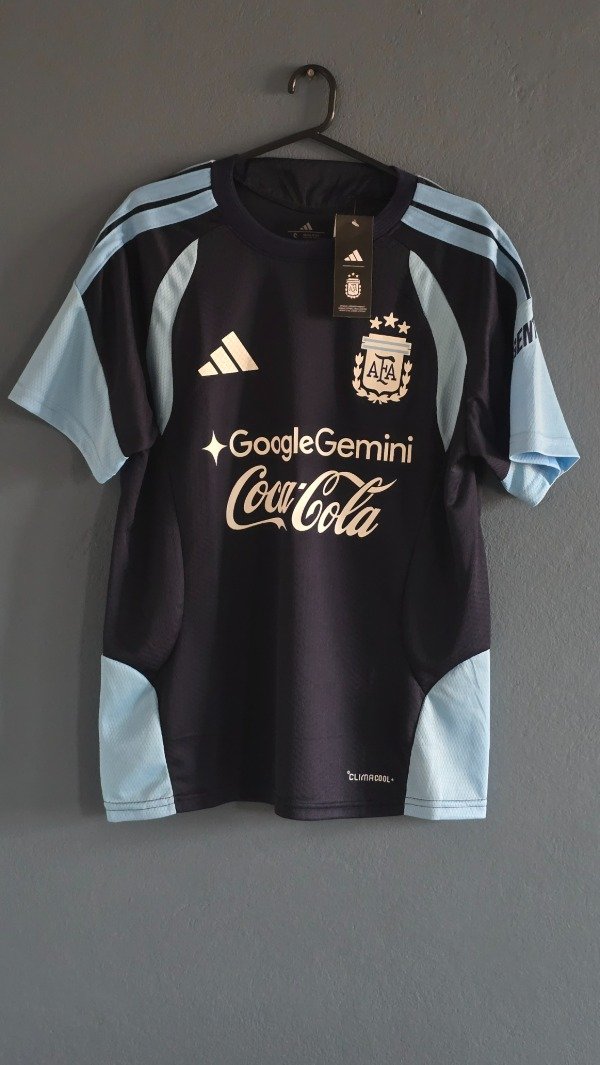 Producto - CAMISETA ARGENTINA ENTRENAMIENTO AZUL 2026 - 0