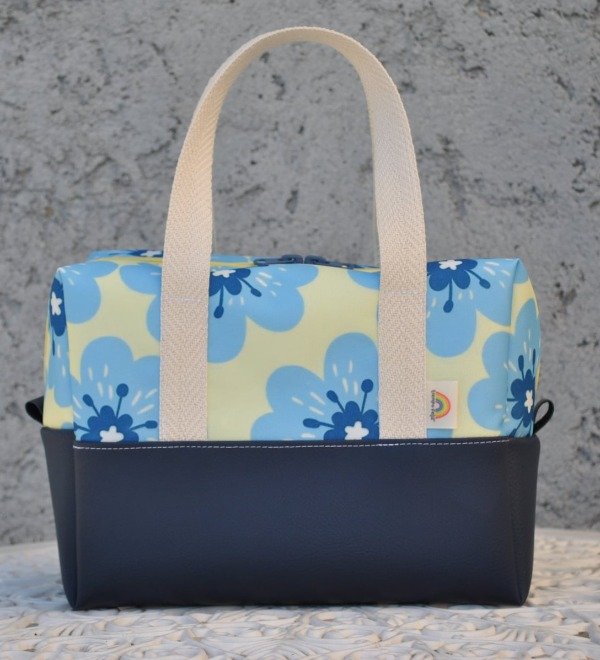 Producto - Valijita Viajera Flores Celeste