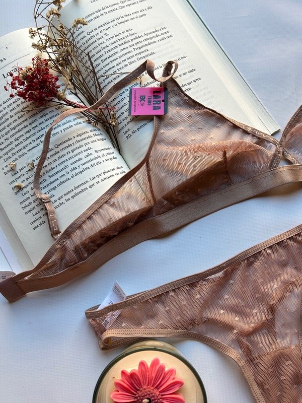 Producto - Conjunto corazones nude - 1