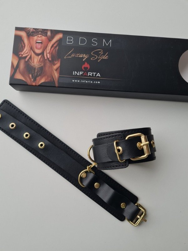 Producto - Esposas de ecocuero con herrajes dorados