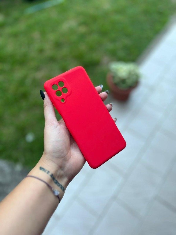 Producto - A22 4G SILICONA ROJA CON FELPA