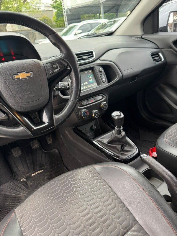 Producto - Chevrolet Onix 1.4 LTZ MT 2017 - 9