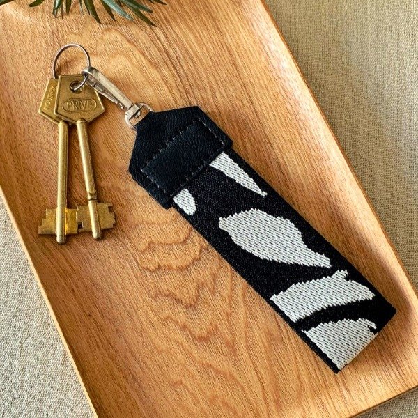 Producto - Llavero Yoyi cebra manchas