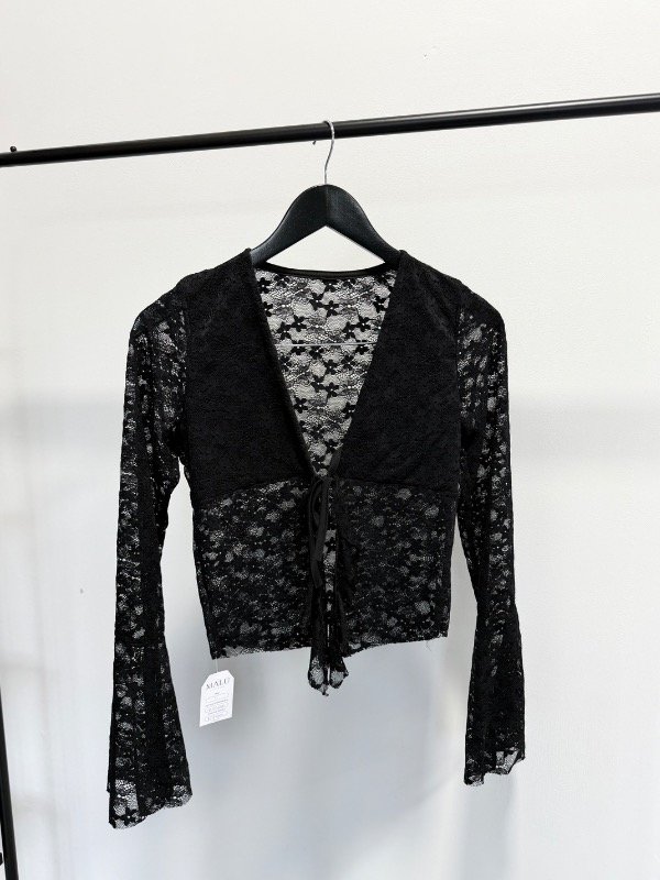 Producto - Top encaje c/ vuelos