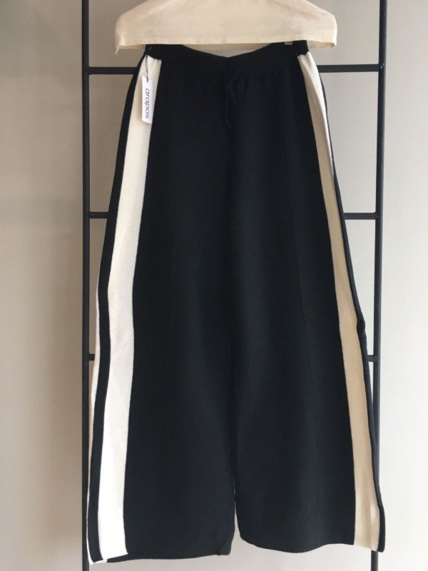 Producto - PANTALÓN BREMER RAYADO NEGRO