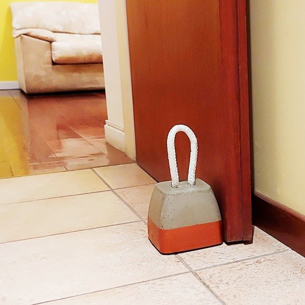 Producto - Stop Door Tope Traba Puertas y Ventanas Cemento. Pesa Rusa x 2