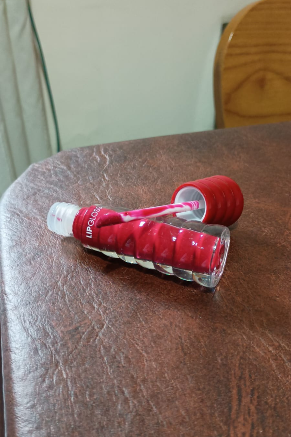 Producto - Lipgloss intransferible pink 21 24 hs tono 3