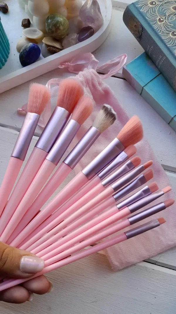 Producto - Brochas con estuche