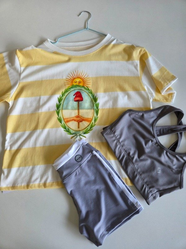 Producto - Remera Escudo