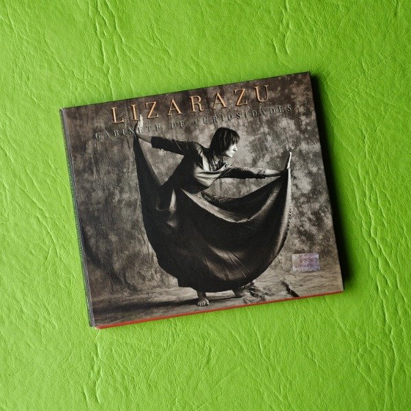 Producto - HILDA LIZARAZU ''Gabinete De Curiosidades'' - 0
