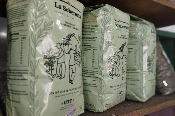 Producto - Yerba Mate La Soberana x 1 kg. Fraccionada en el nodo. Agro, estacionada y suave